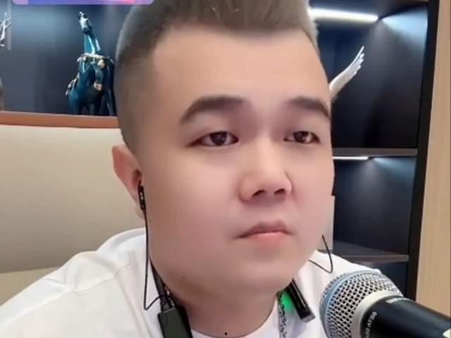 吃瓜的大胖子图片,揭秘吃瓜大胖子的趣味生活