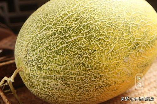 吃哈密瓜技巧,解锁夏日清新口感技巧